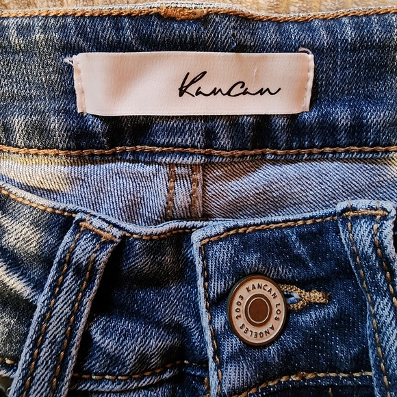 NWOT KanCan Distressed Sharkbite Skinny Jean - Picture 3 of 11